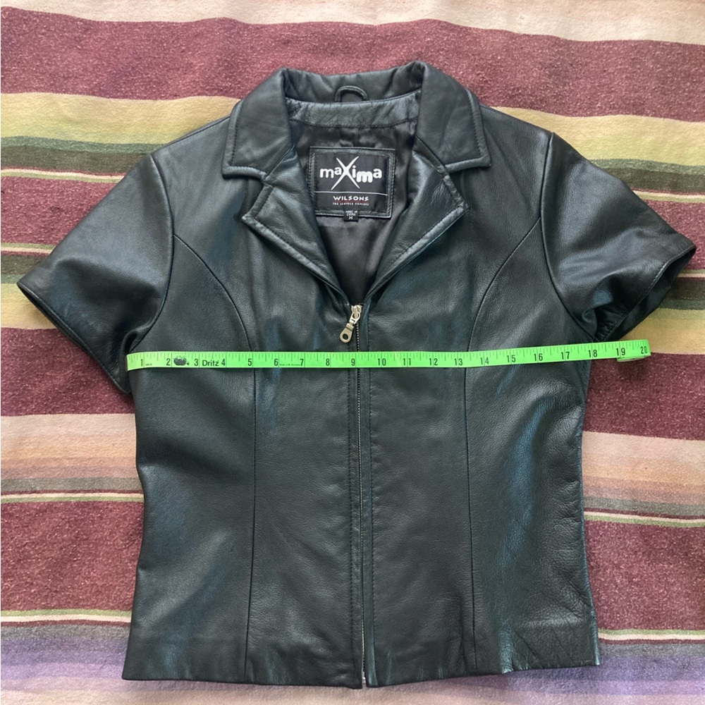 Leather zip up vest/ t-shirt sorta ? 🦅
